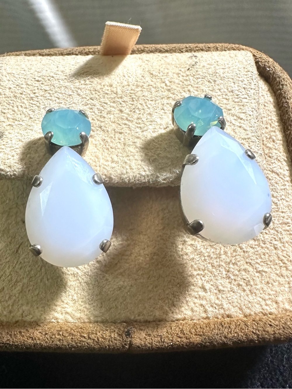 Vtg: SORRELLI Earrings - Picture 6 of 8
